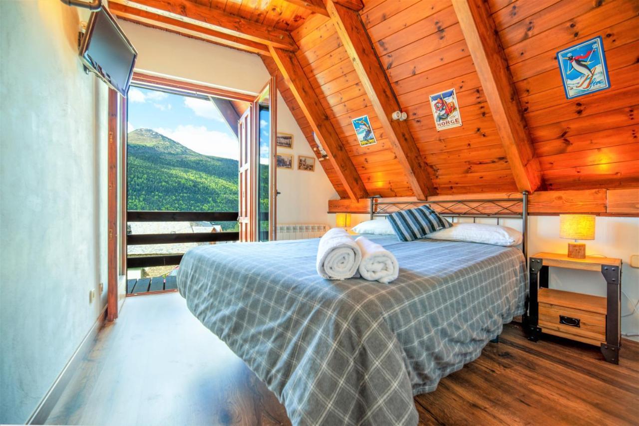 Apartamentos Aran Montcorbau Exteriér fotografie