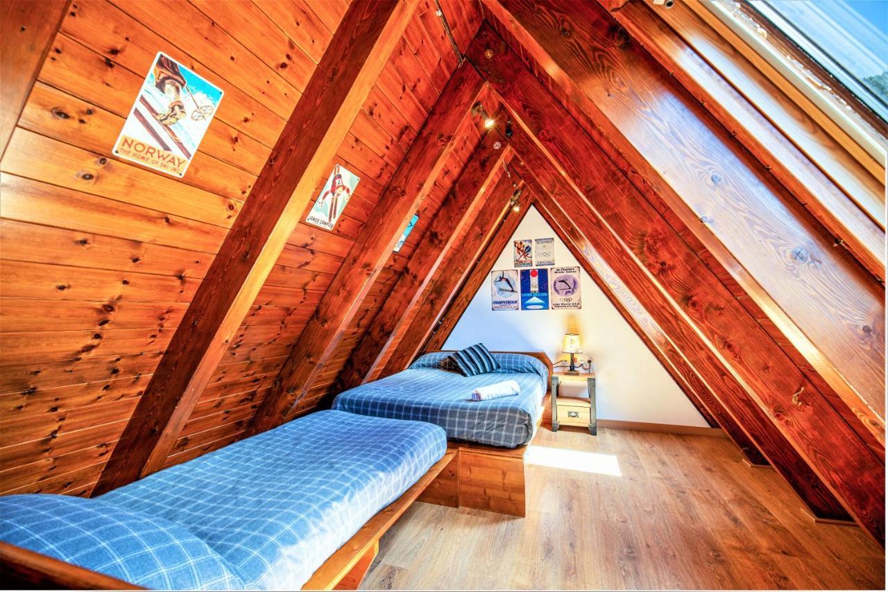 Apartamentos Aran Montcorbau Exteriér fotografie