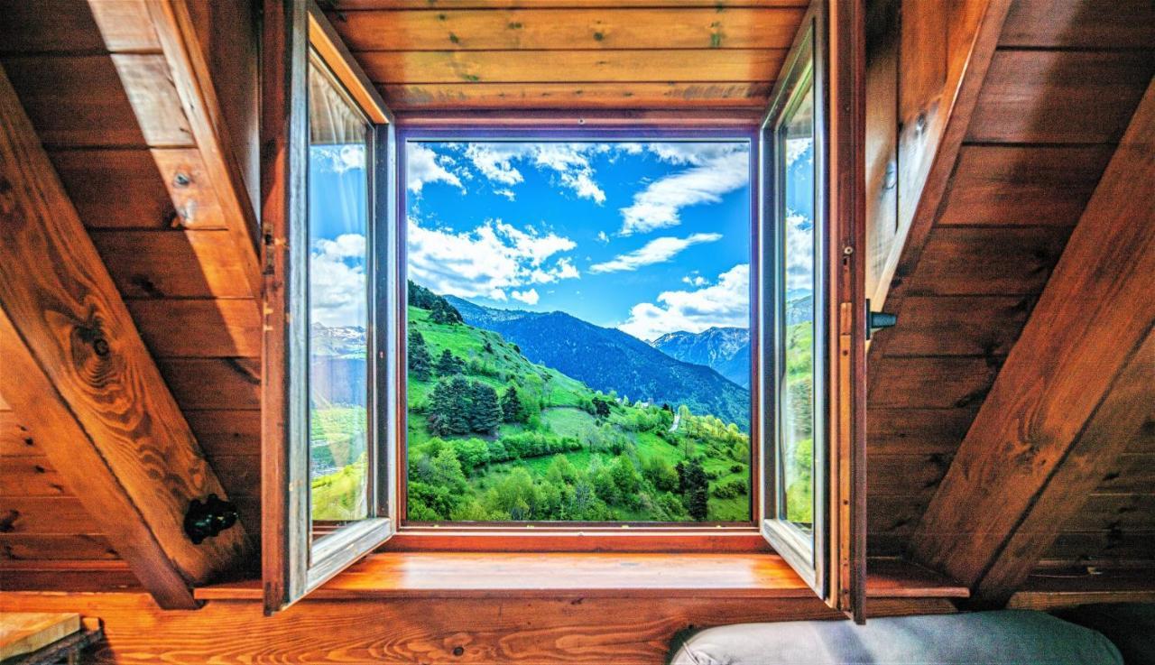 Apartamentos Aran Montcorbau Exteriér fotografie