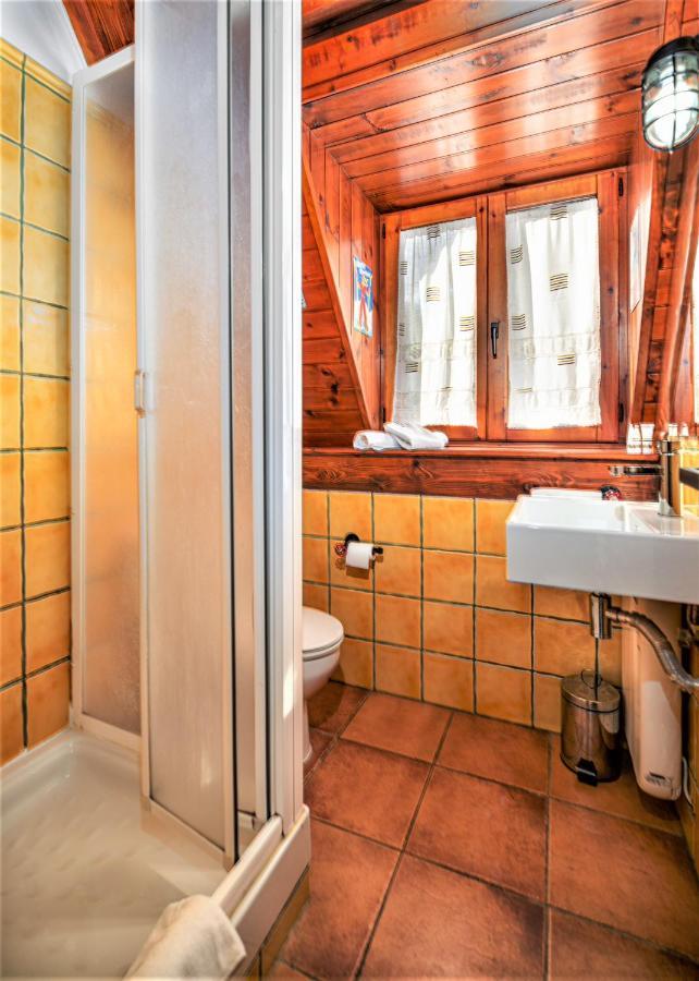Apartamentos Aran Montcorbau Exteriér fotografie