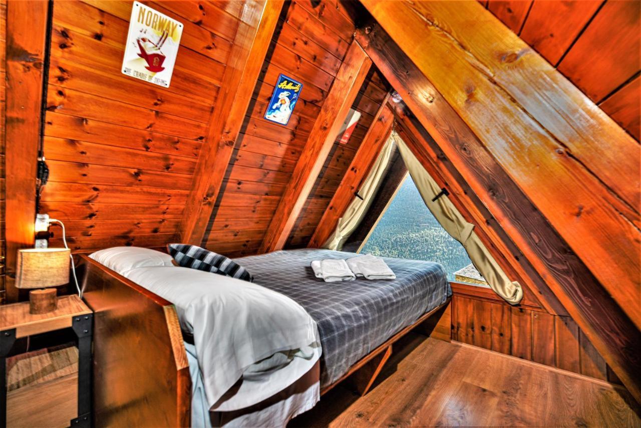 Apartamentos Aran Montcorbau Exteriér fotografie